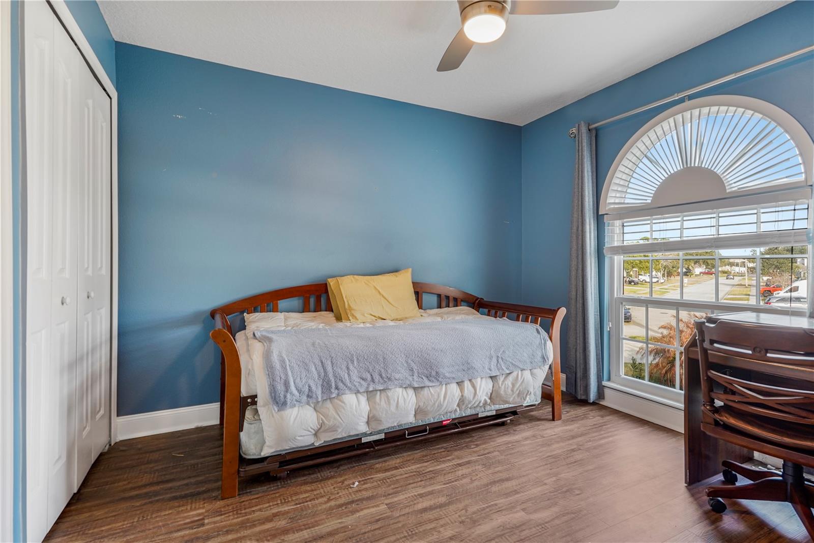 Image 18 of 42 For 1095 Horizon View Boulevard