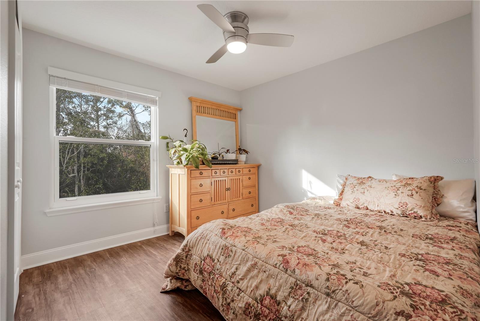 Image 19 of 42 For 1095 Horizon View Boulevard