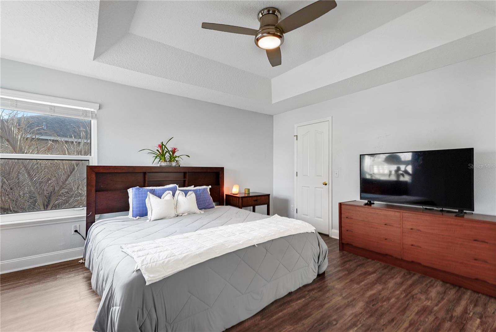 Image 22 of 42 For 1095 Horizon View Boulevard