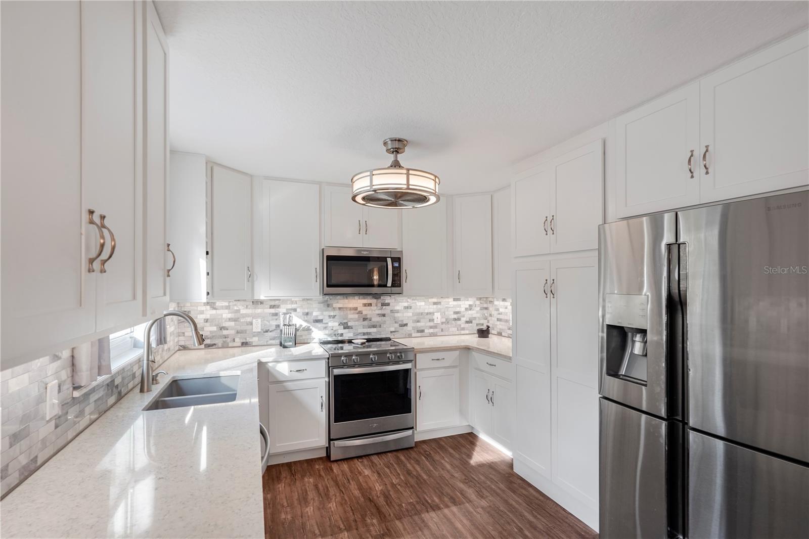 Image 8 of 42 For 1095 Horizon View Boulevard