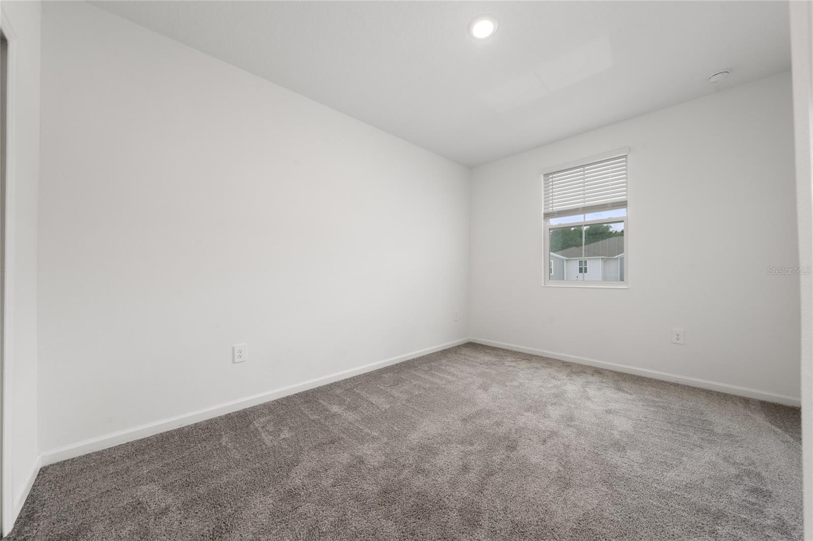 Image 17 of 27 For 7576 Stone Creek Trail