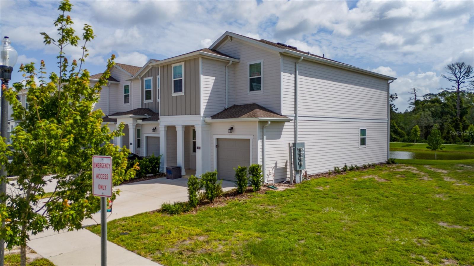 Image 4 of 27 For 7576 Stone Creek Trail