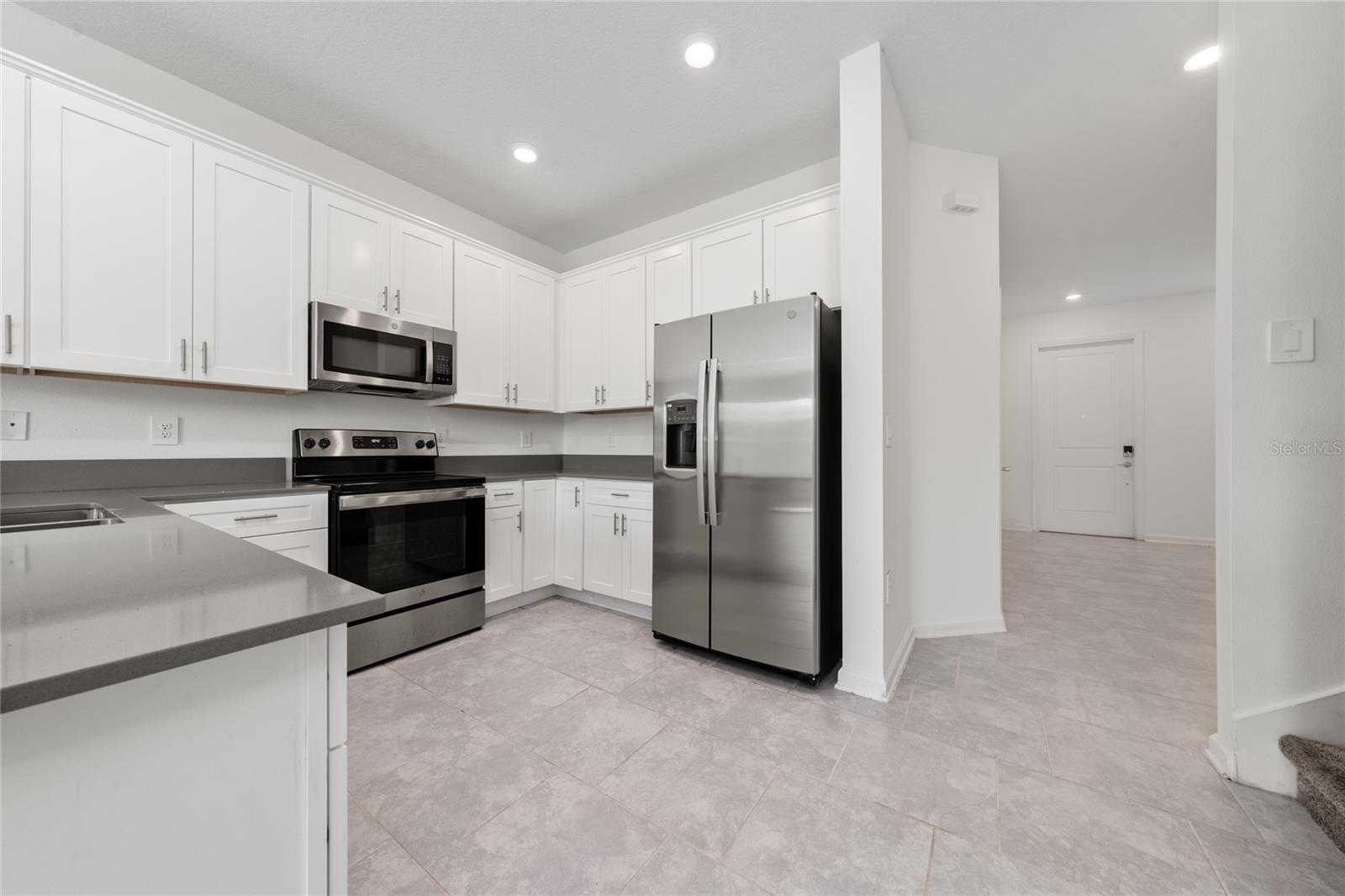 Image 7 of 27 For 7576 Stone Creek Trail