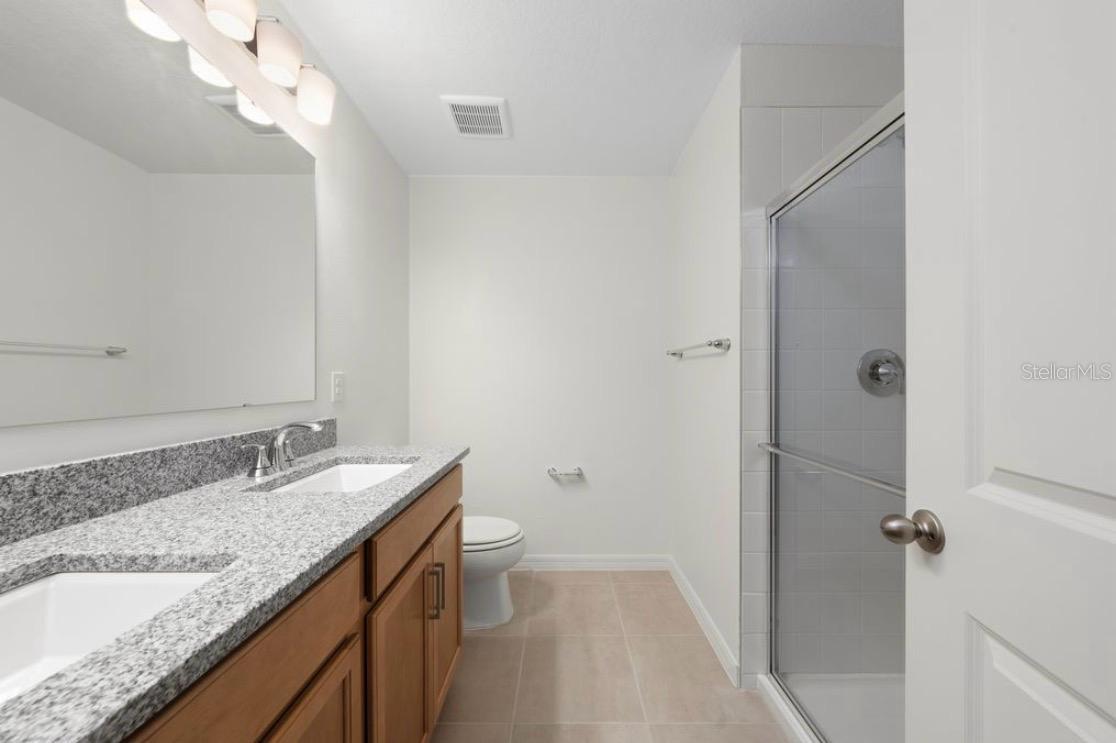 Image 14 of 17 For 2814 Raindrop Run