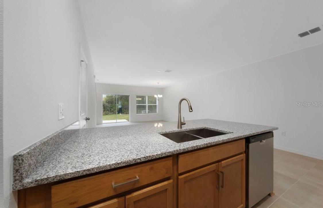 Image 7 of 17 For 2814 Raindrop Run