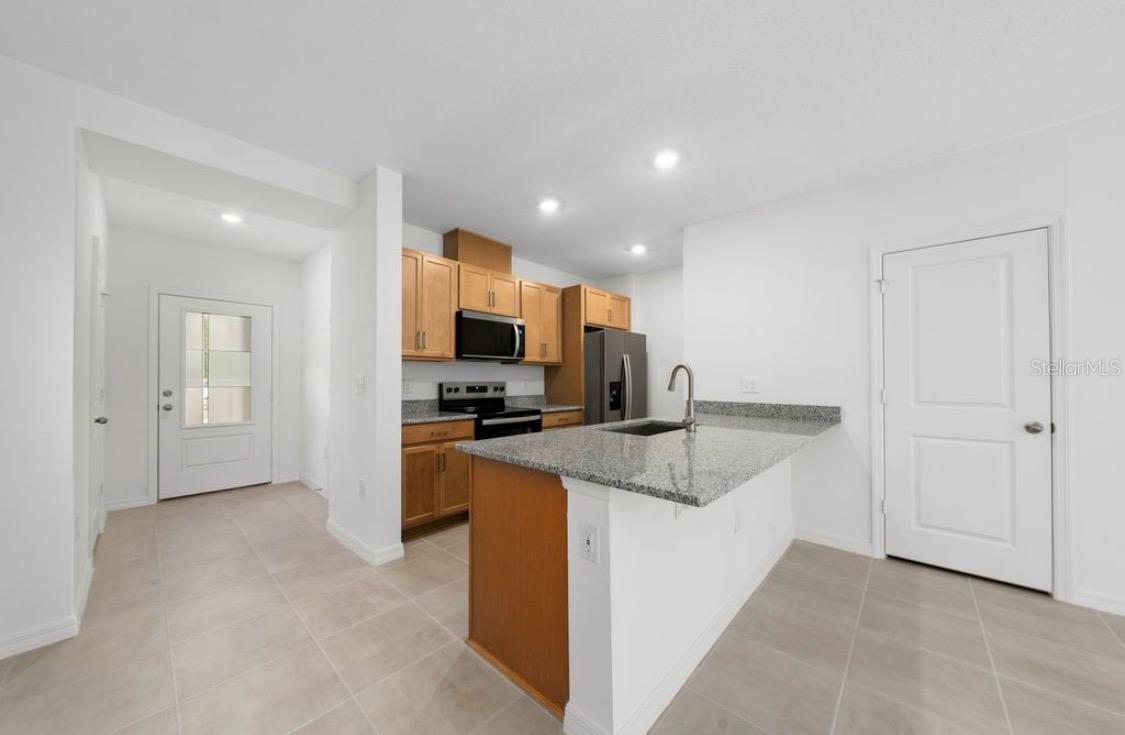 Image 8 of 17 For 2814 Raindrop Run