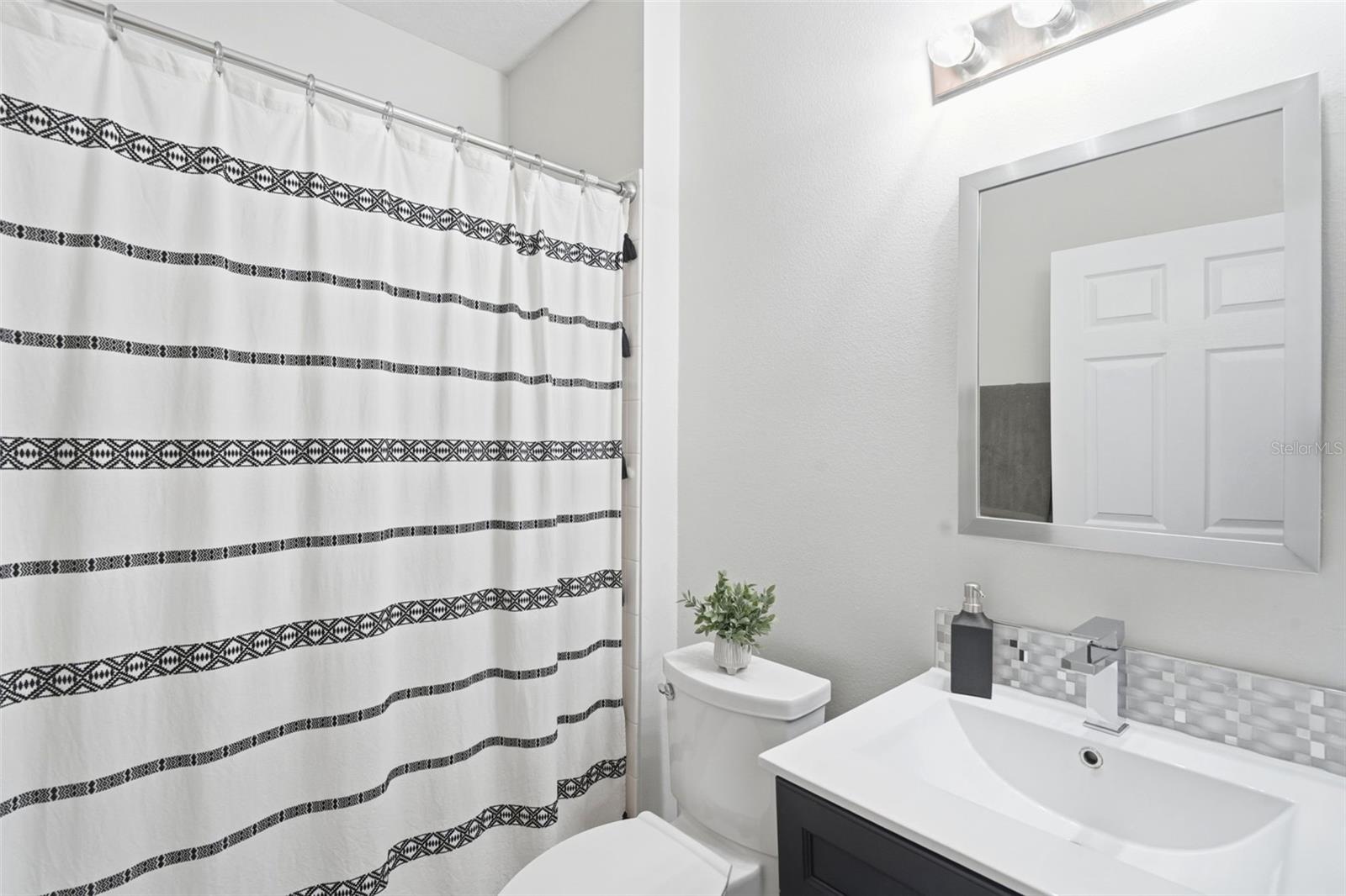 Image 23 of 46 For 12256 Accipiter Drive