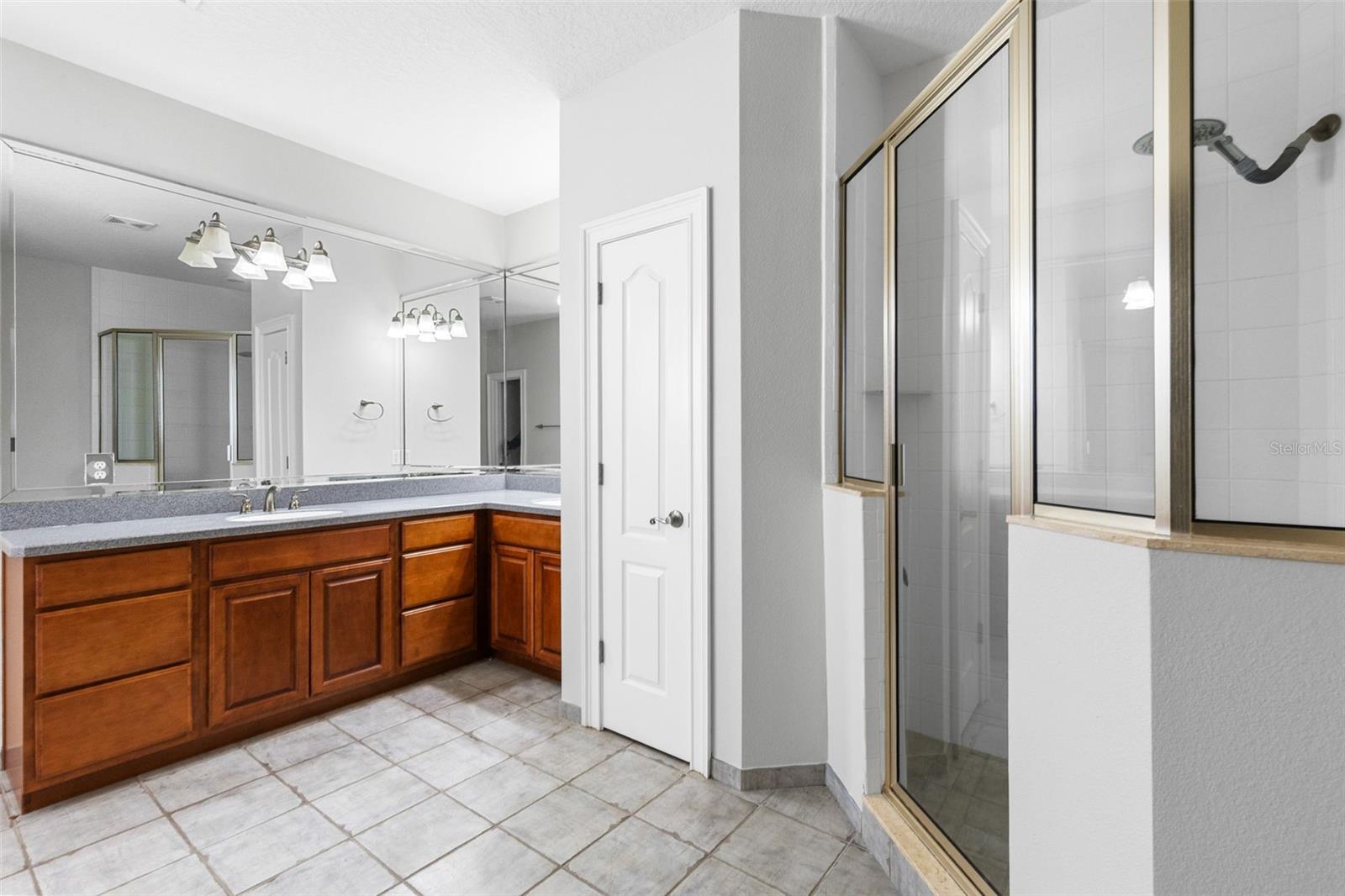 Image 19 of 50 For 3329 Schoolhouse Road