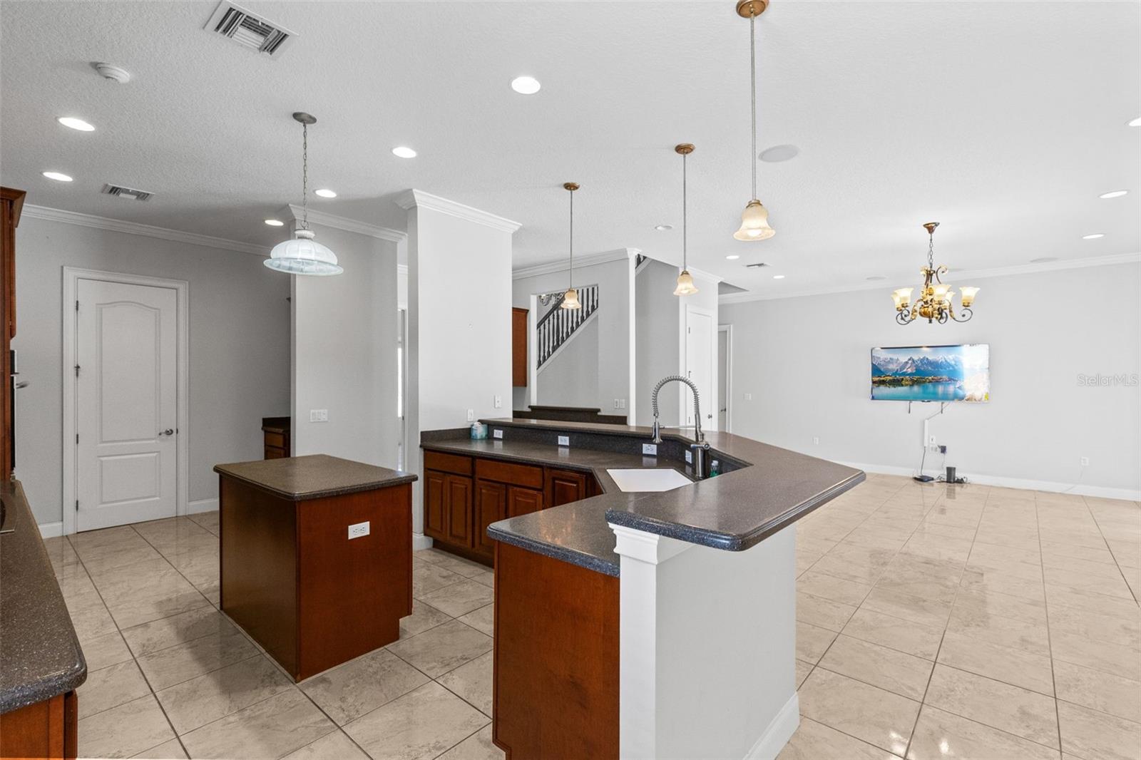 Image 9 of 50 For 3329 Schoolhouse Road