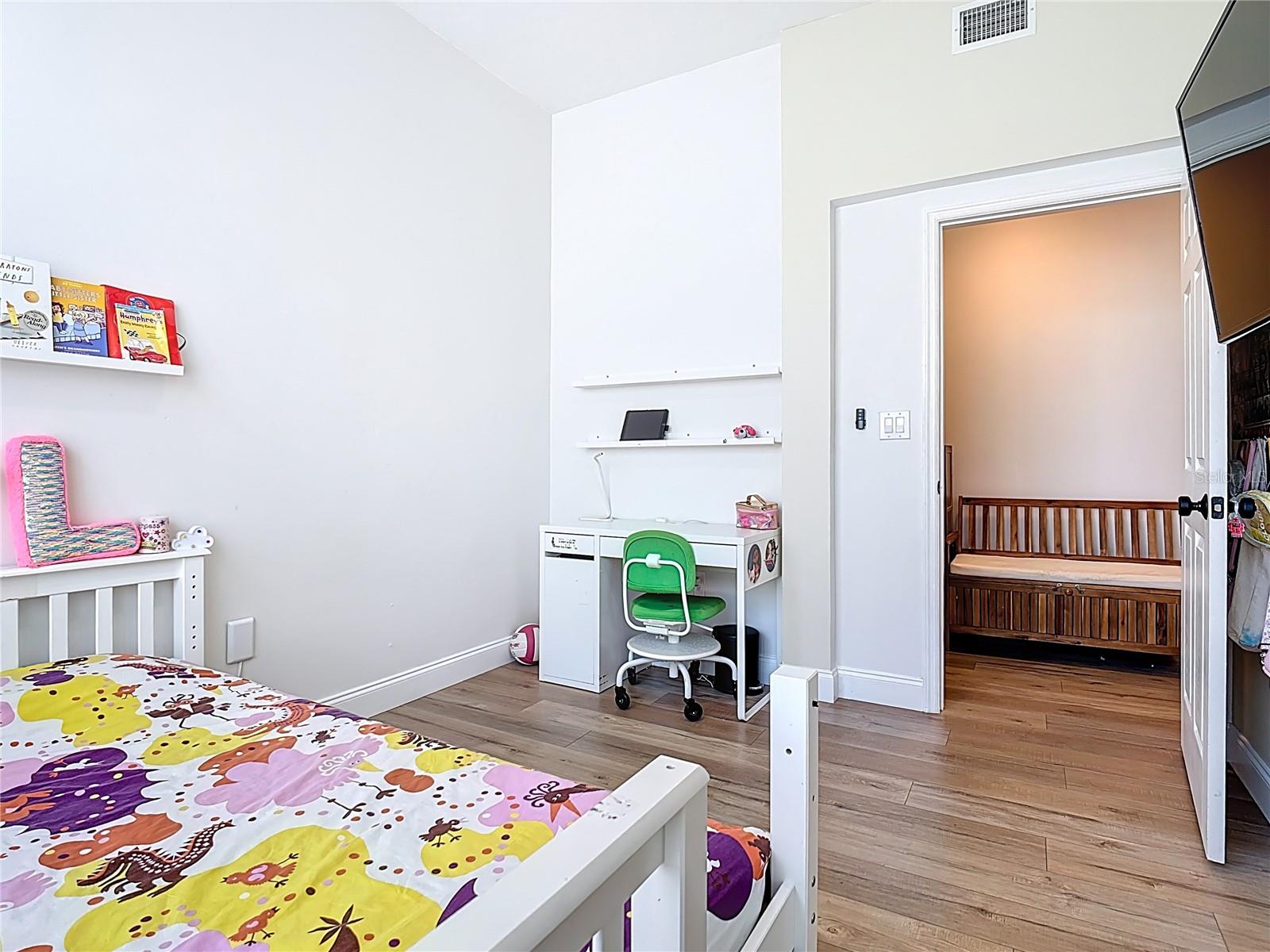 Image 19 of 35 For 900 Croton Road 102