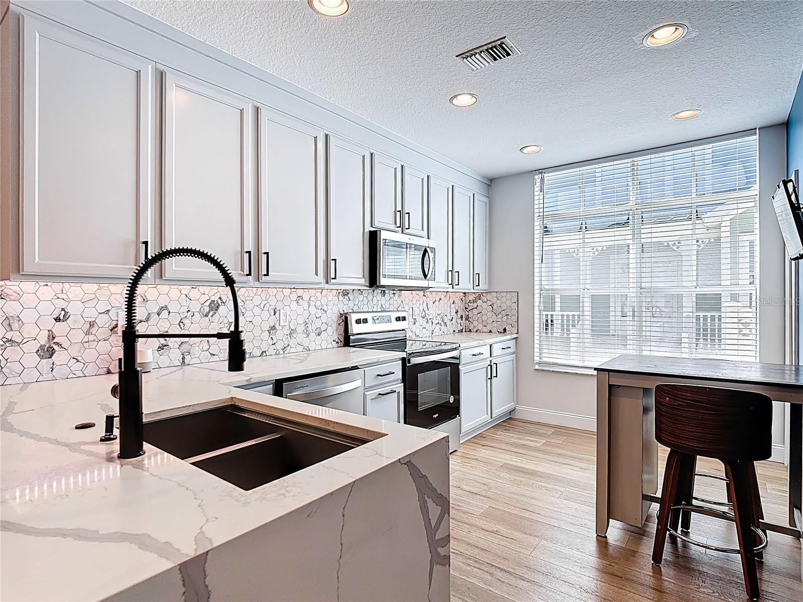 Image 5 of 35 For 900 Croton Road 102