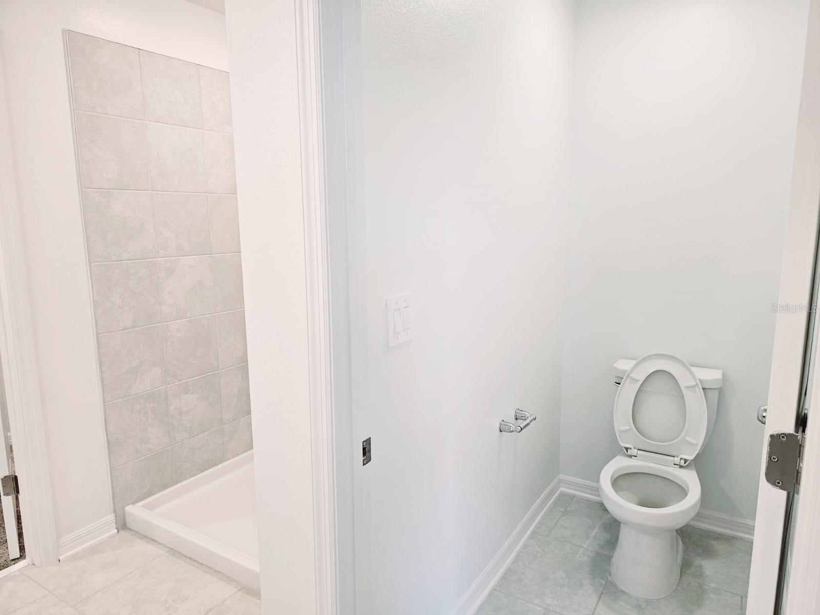 Image 17 of 24 For 1454 Austin Street