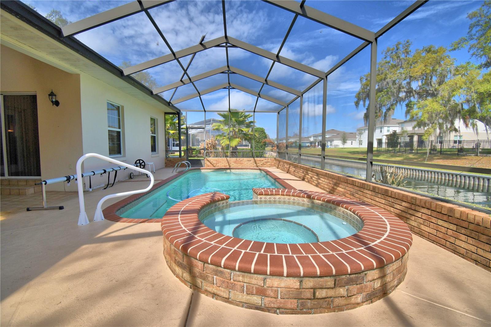 Image 13 of 83 For 12 Bridgewater Drive