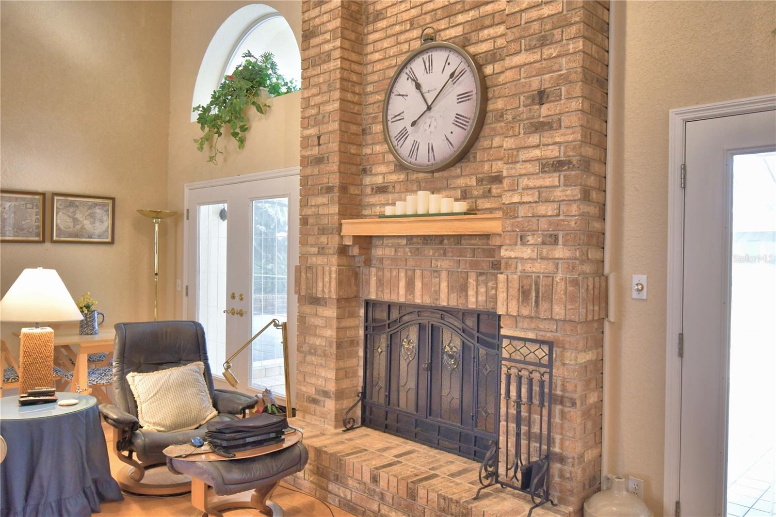 Image 24 of 83 For 12 Bridgewater Drive