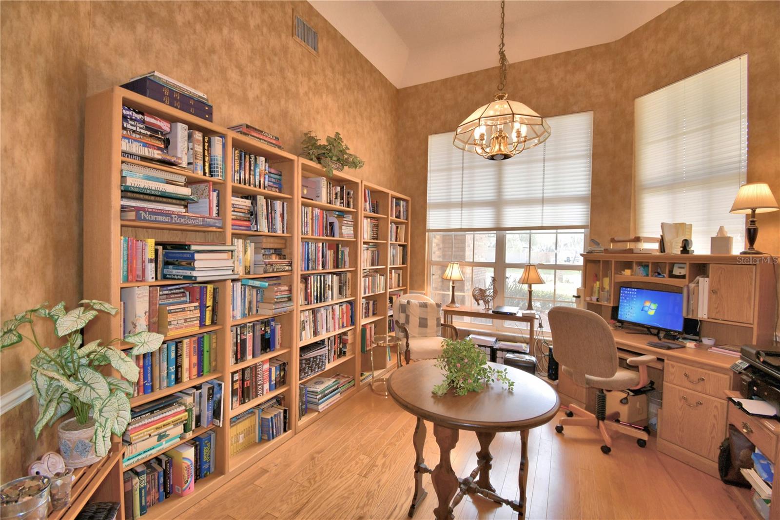 Image 27 of 83 For 12 Bridgewater Drive