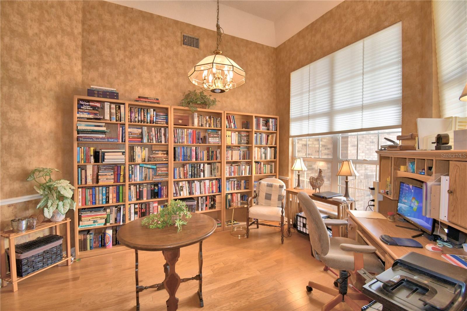 Image 28 of 83 For 12 Bridgewater Drive