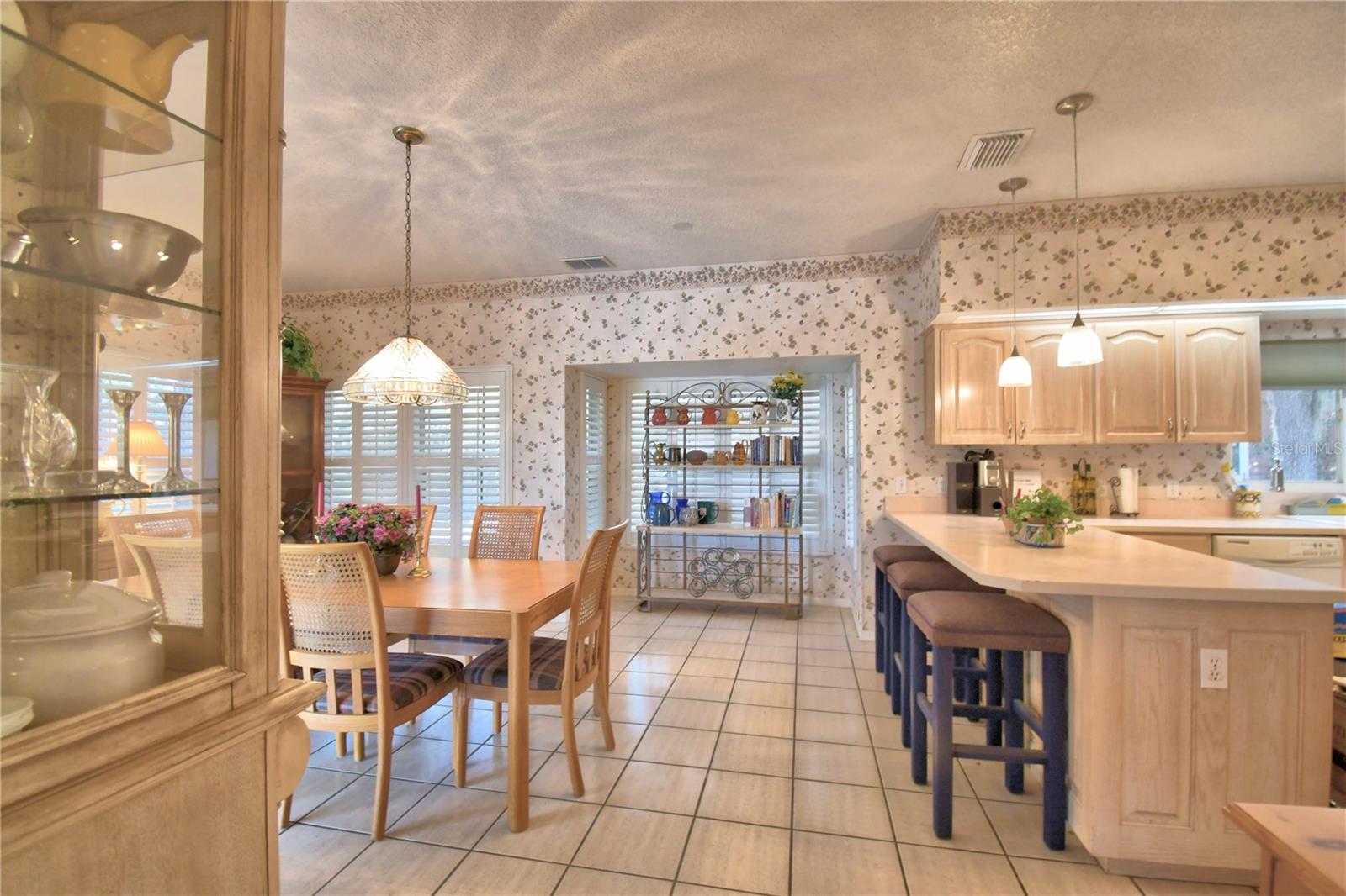 Image 38 of 83 For 12 Bridgewater Drive