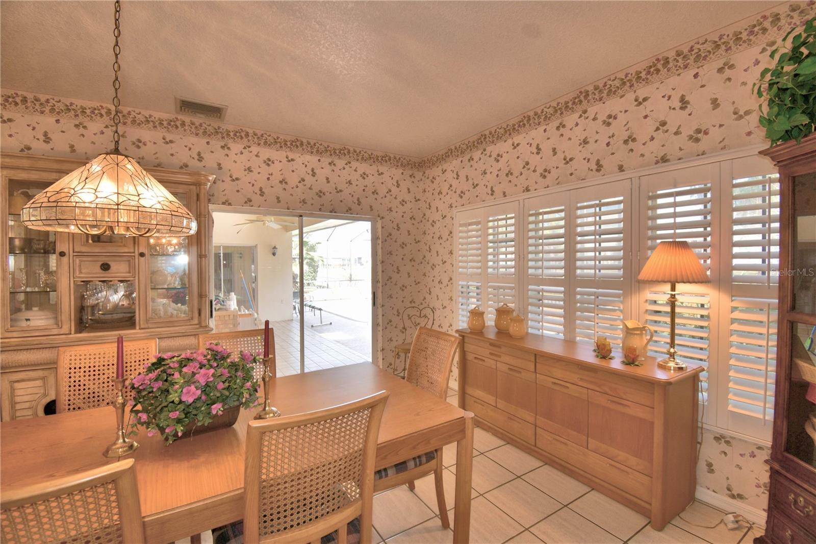 Image 43 of 83 For 12 Bridgewater Drive