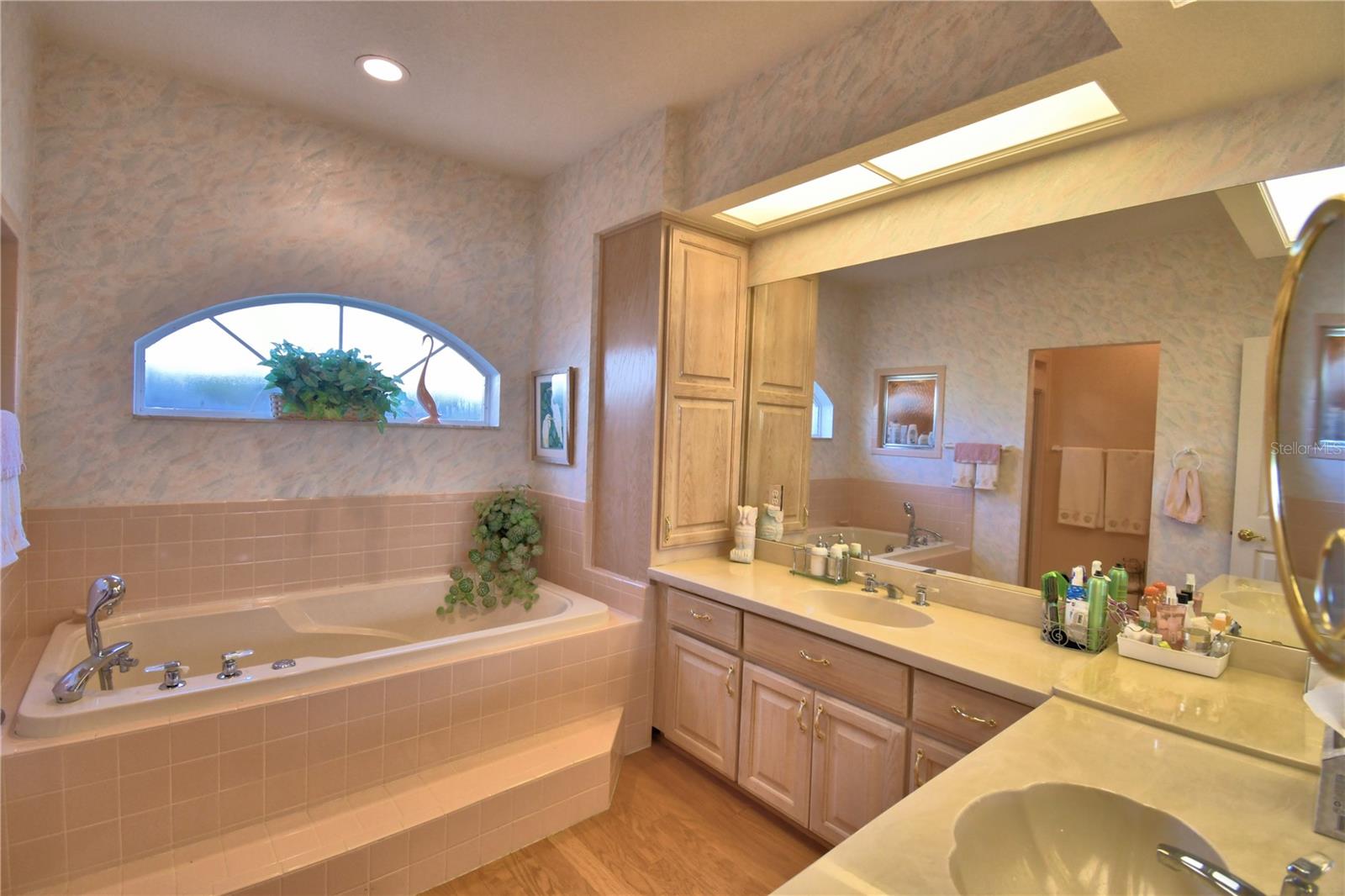 Image 65 of 83 For 12 Bridgewater Drive