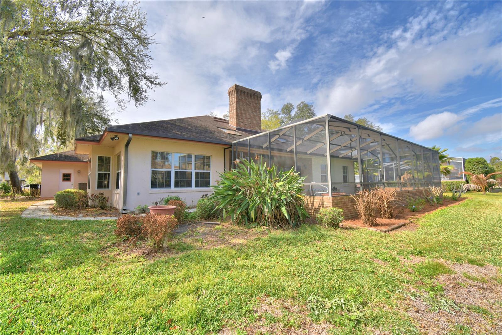 Image 8 of 83 For 12 Bridgewater Drive