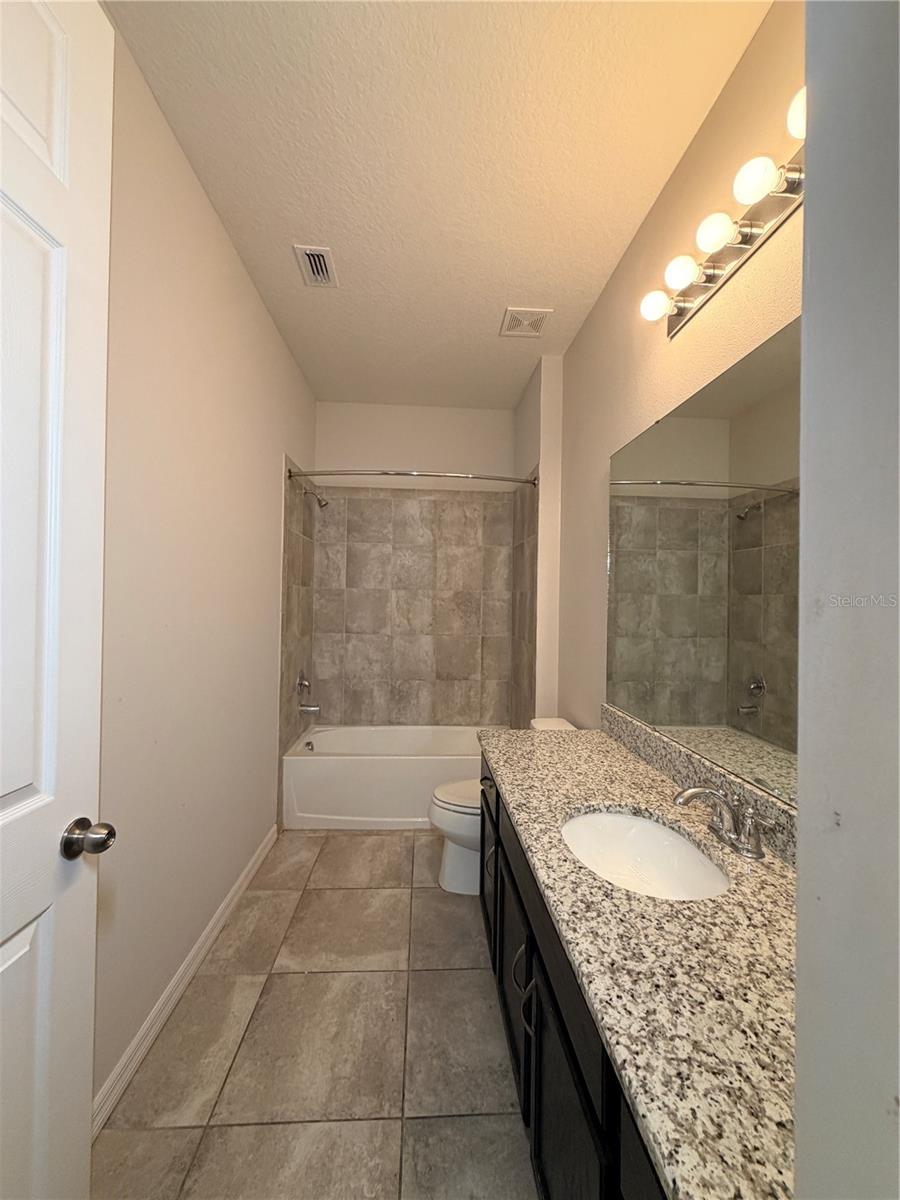 Image 24 of 35 For 2412 Annacella Avenue