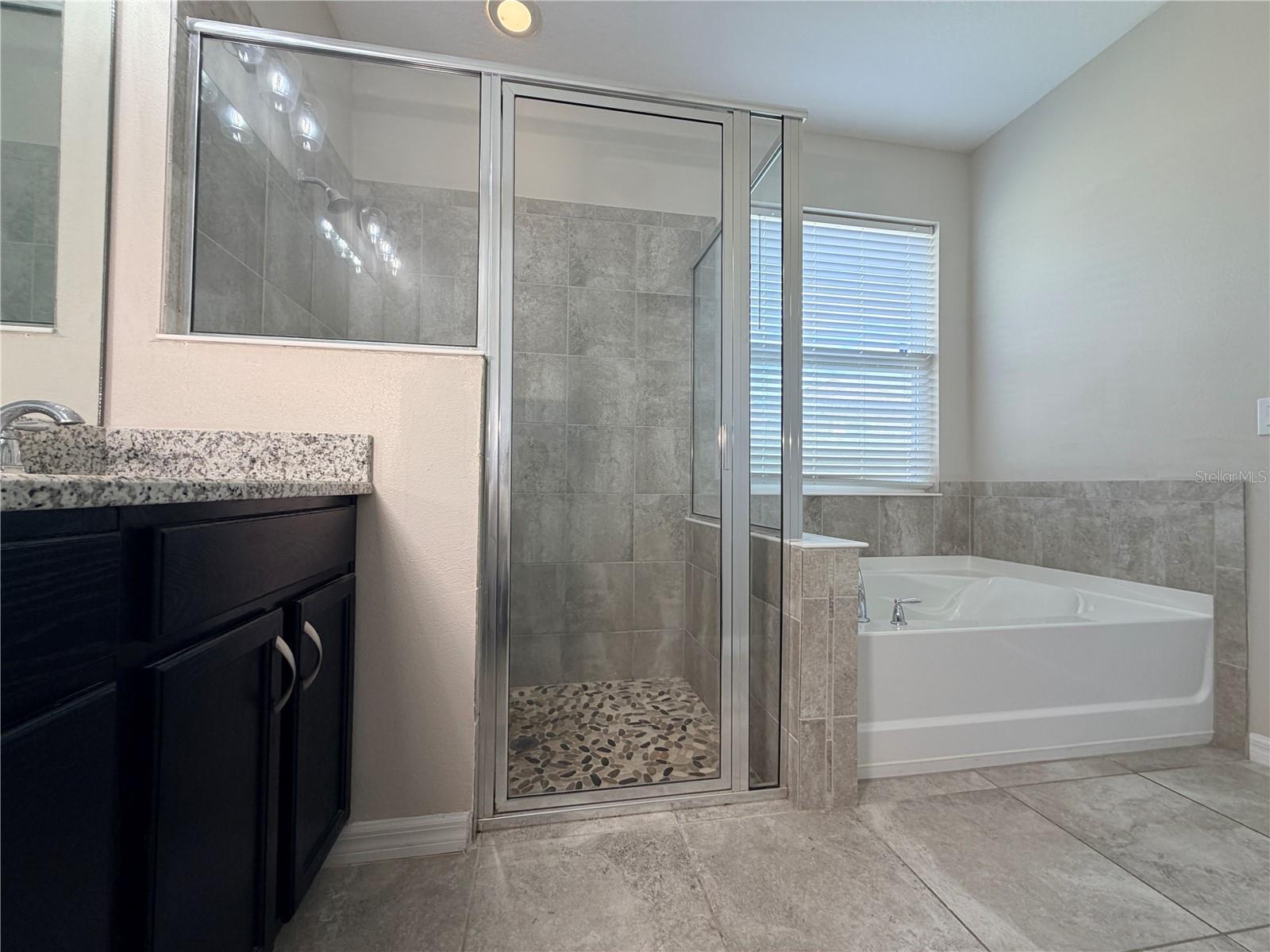 Image 28 of 35 For 2412 Annacella Avenue