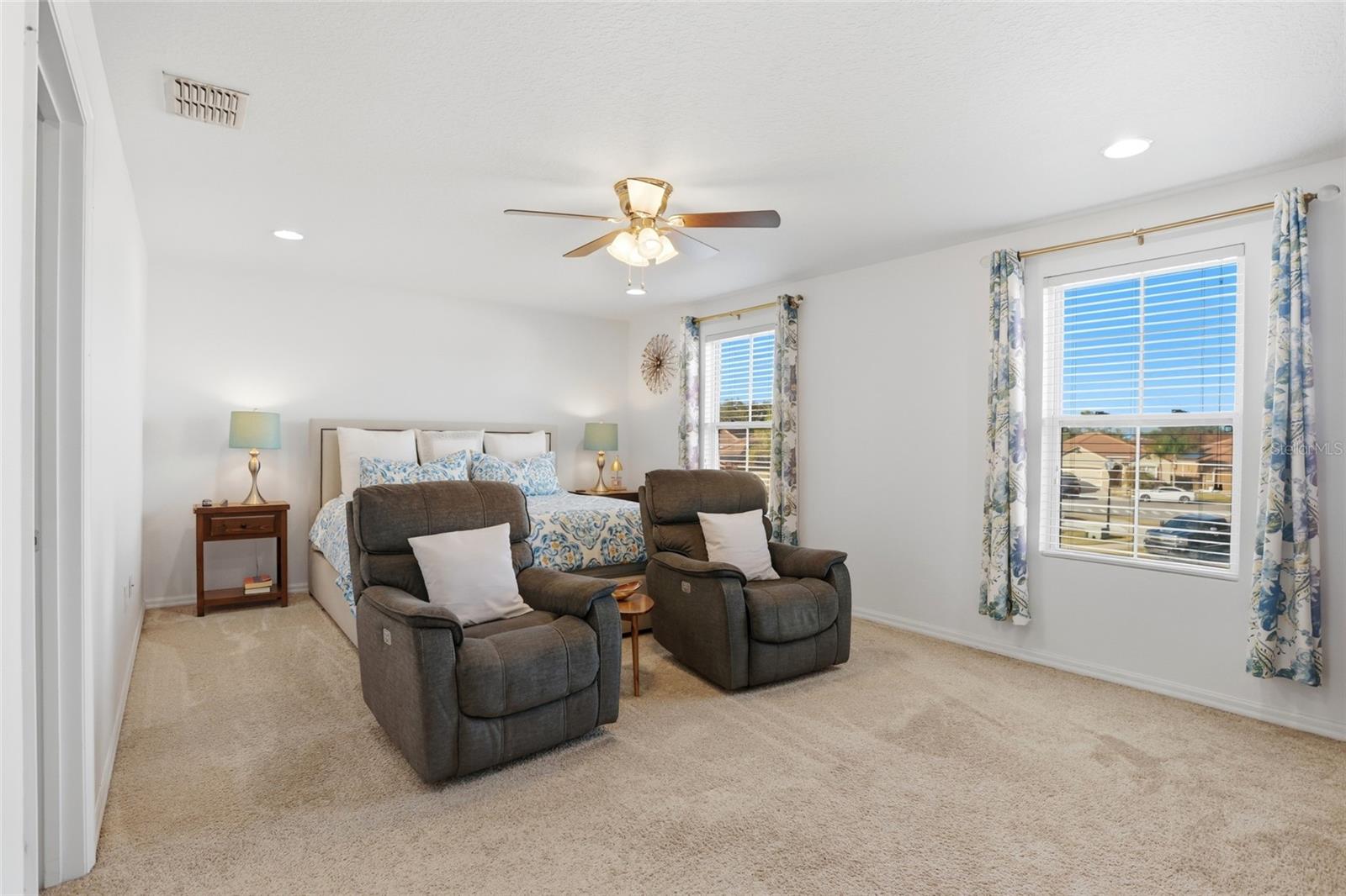 Image 32 of 59 For 3050 Menorca Court