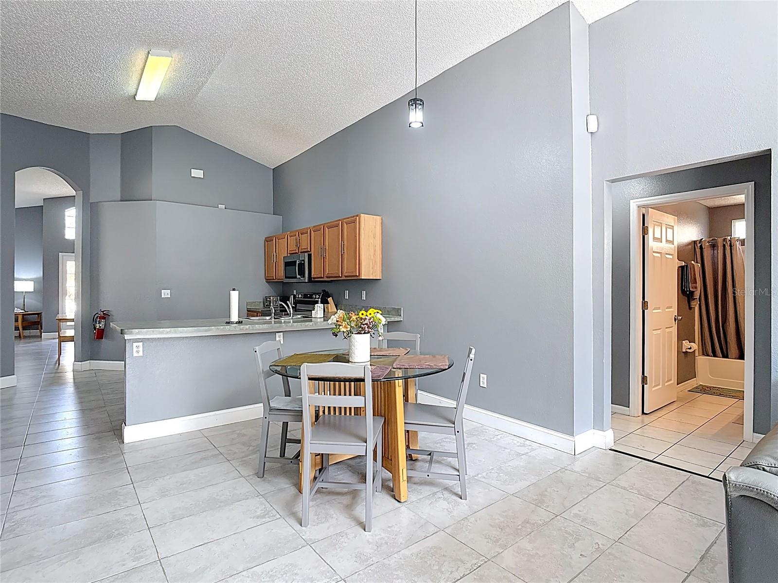 Image 14 of 51 For 168 Hideaway Beach Lane