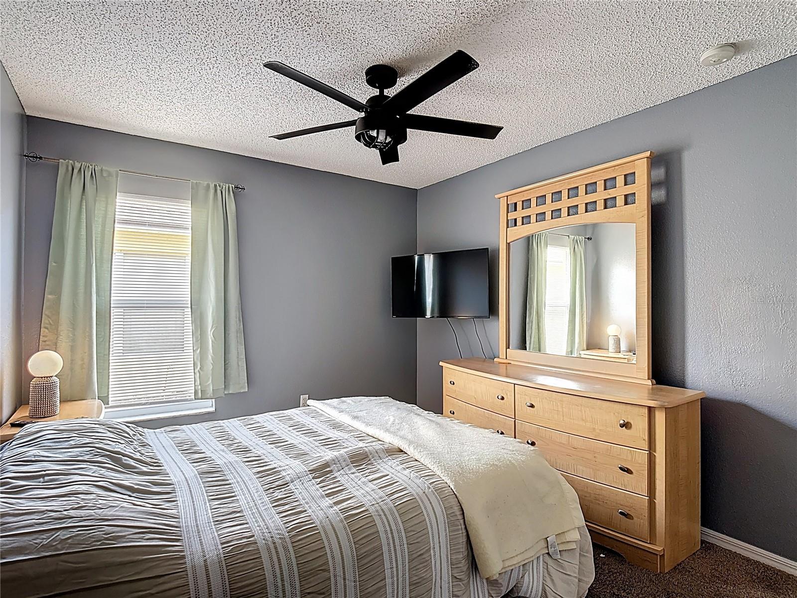 Image 32 of 51 For 168 Hideaway Beach Lane