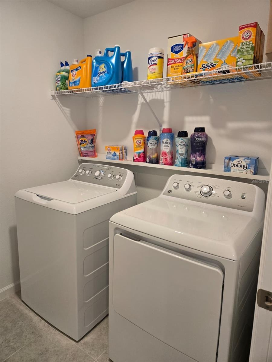 Image 4 of 7 For 2524 Peony Place