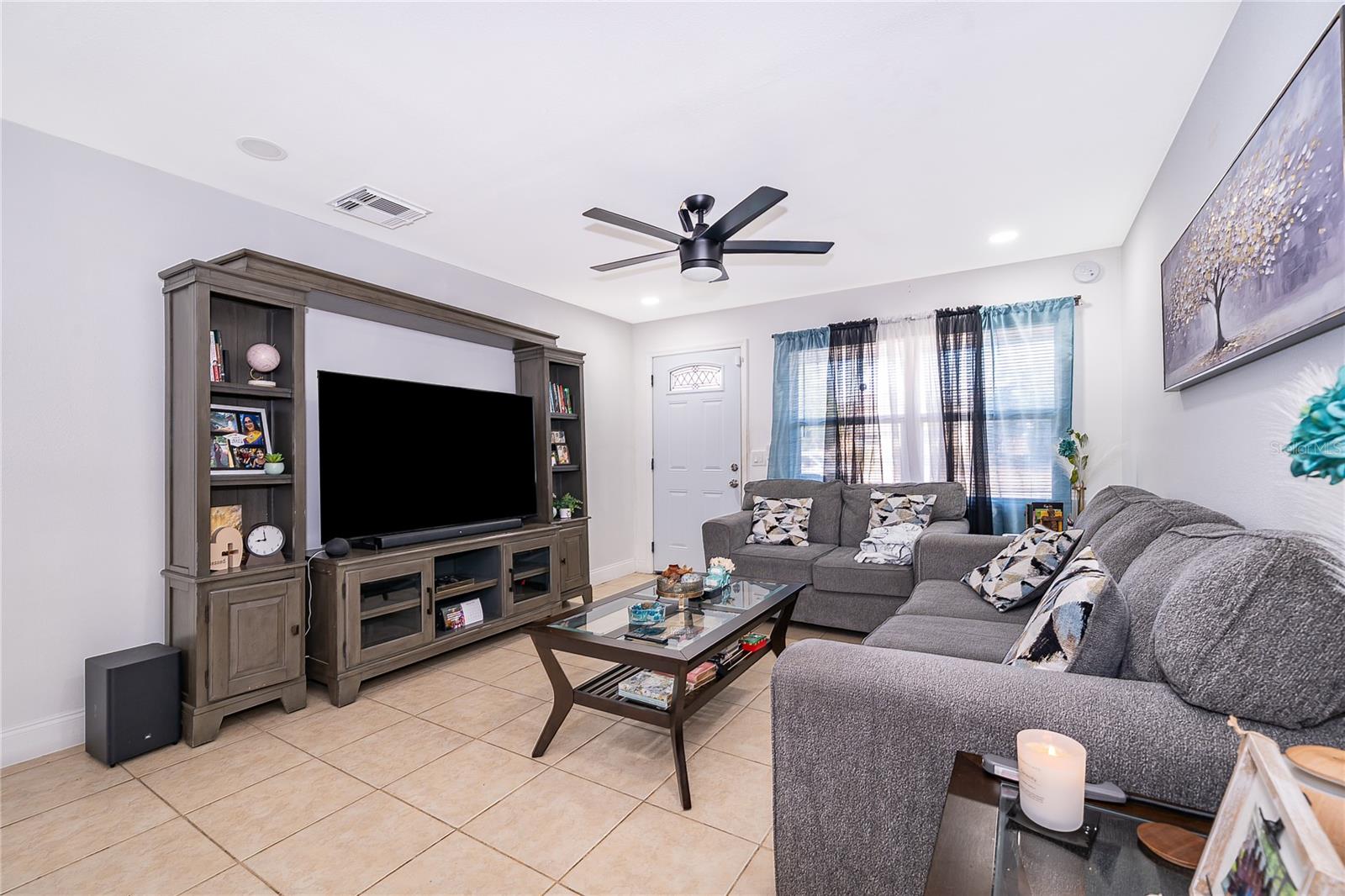 Image 10 of 25 For 10 Celeste Street