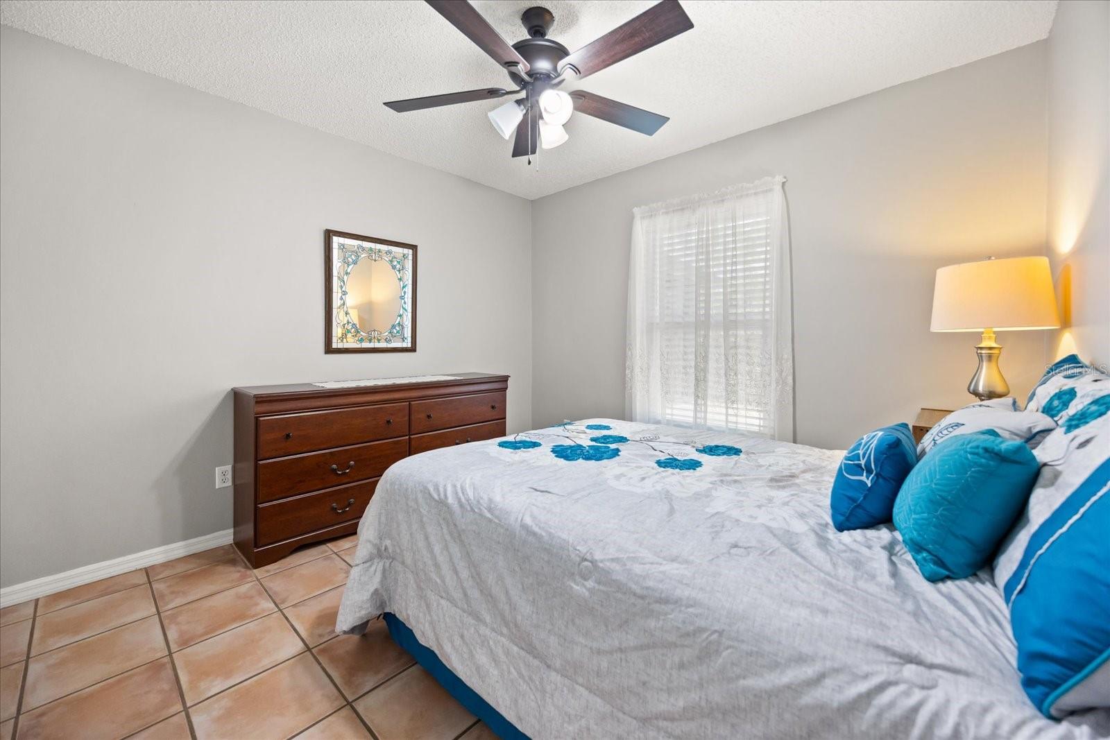 Image 17 of 23 For 1122 Hackberry Drive