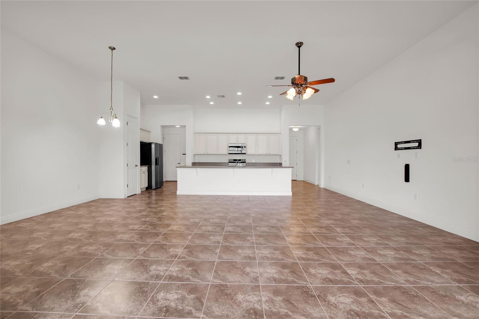 Image 10 of 63 For 531 Villa Park Road