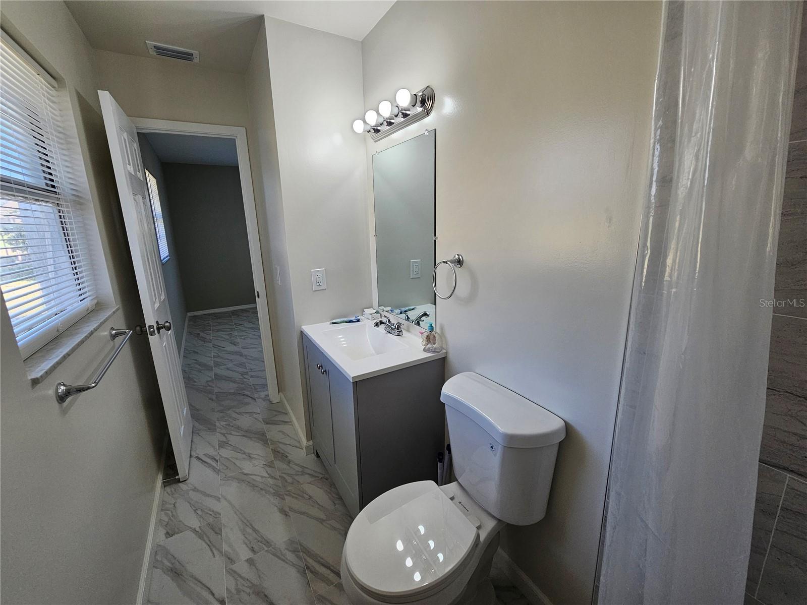 Image 22 of 25 For 1621 17th Street E