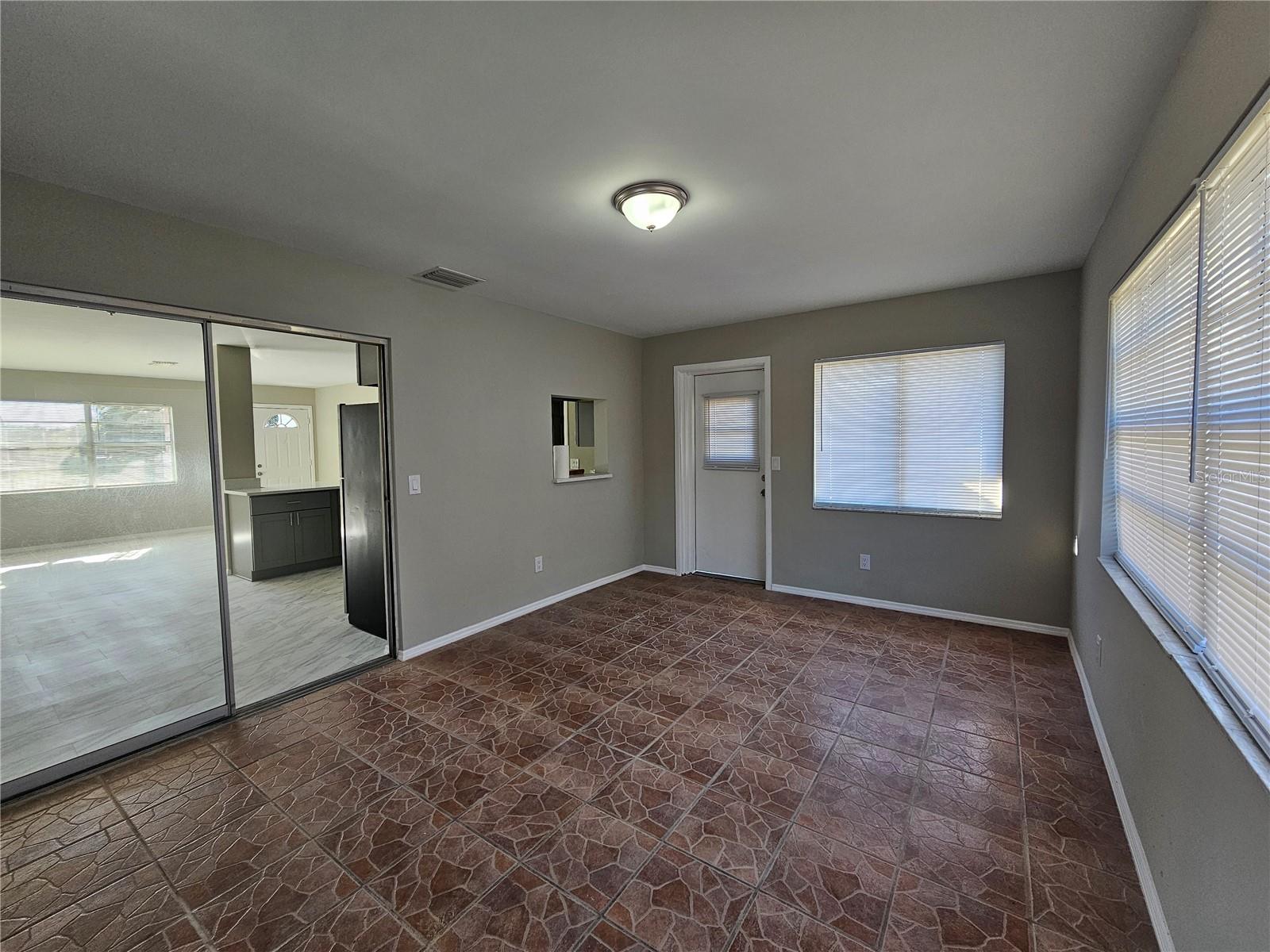 Image 8 of 25 For 1621 17th Street E