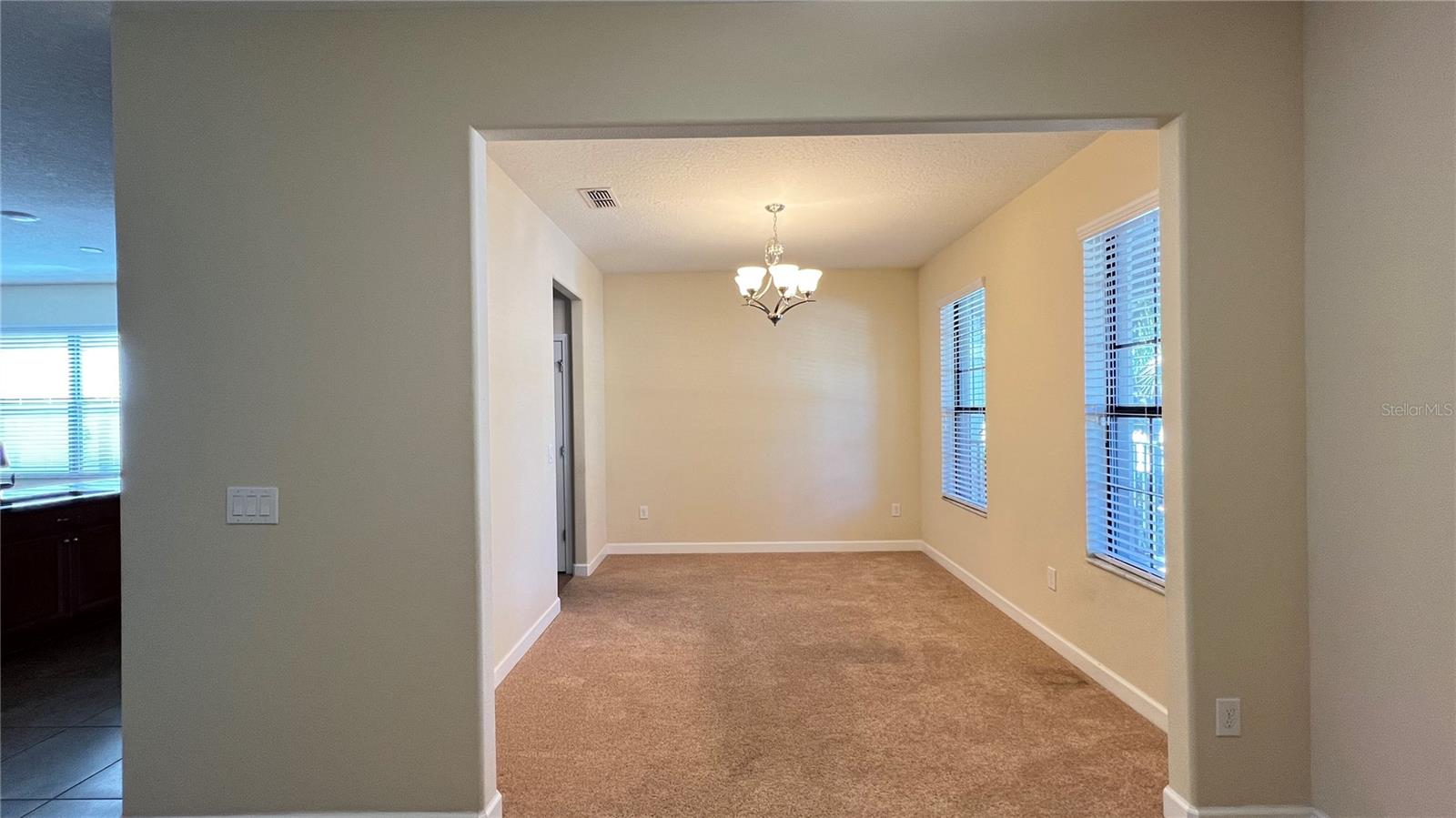 Image 11 of 45 For 13040 Overstreet Road