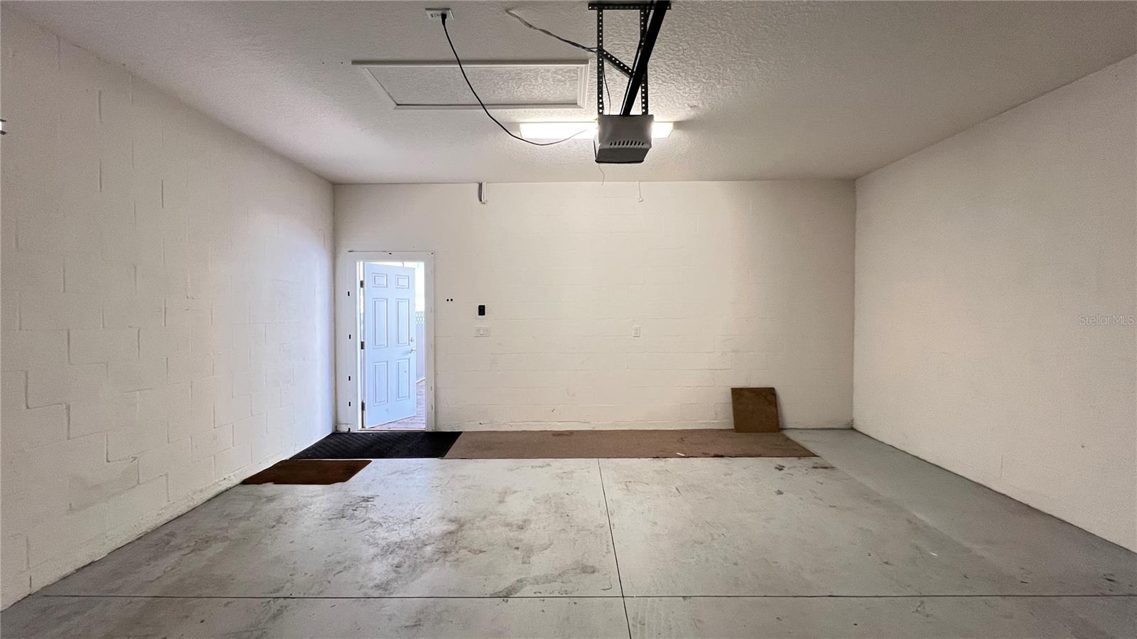 Image 24 of 45 For 13040 Overstreet Road