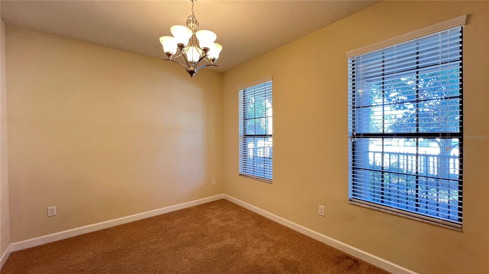 Image 9 of 45 For 13040 Overstreet Road