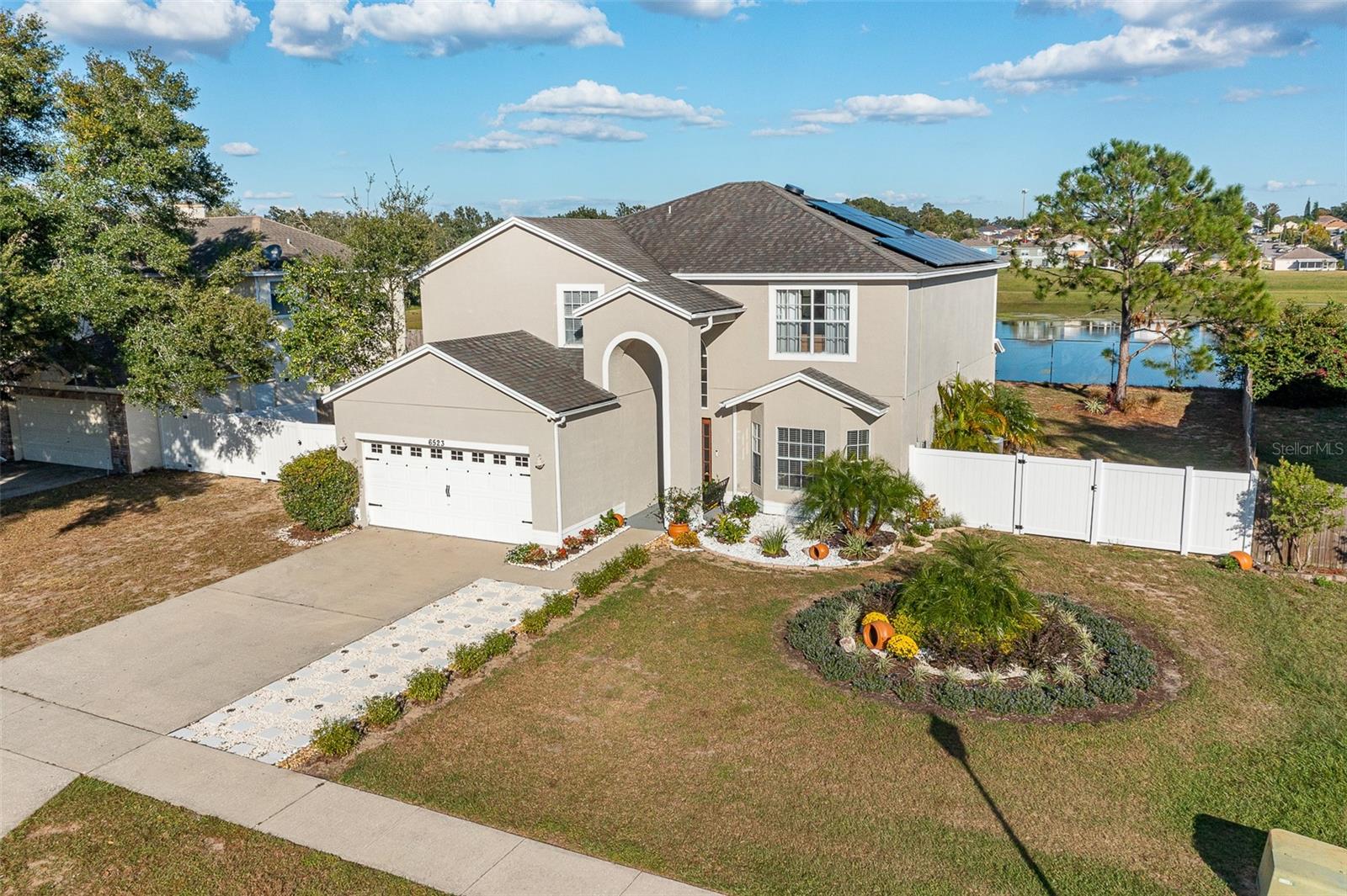 Image 3 of 34 For 6523 Canterlea Drive