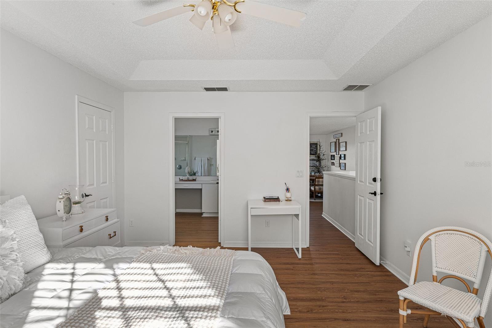 Image 30 of 34 For 6523 Canterlea Drive