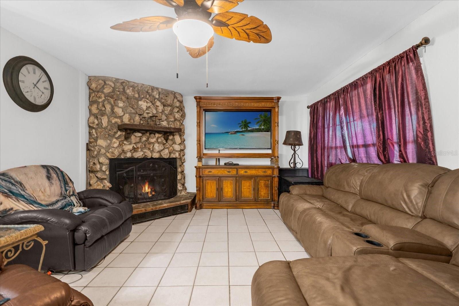 Image 4 of 25 For 30432 County Road 437 Road