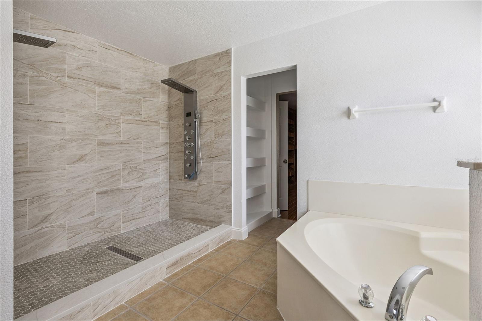 Image 39 of 54 For 5160 Terra Vista Way