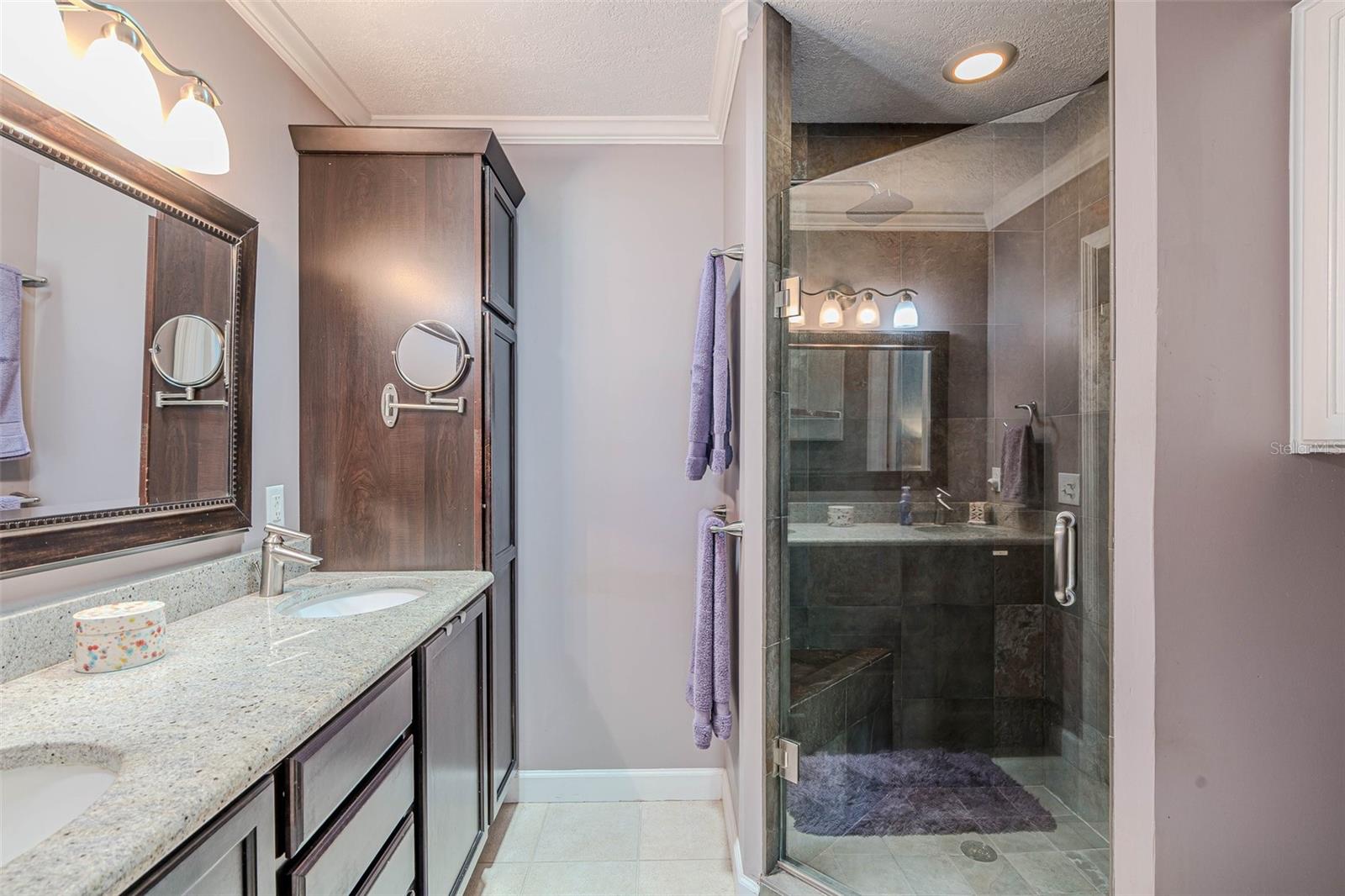 Image 33 of 42 For 720 Shore Drive