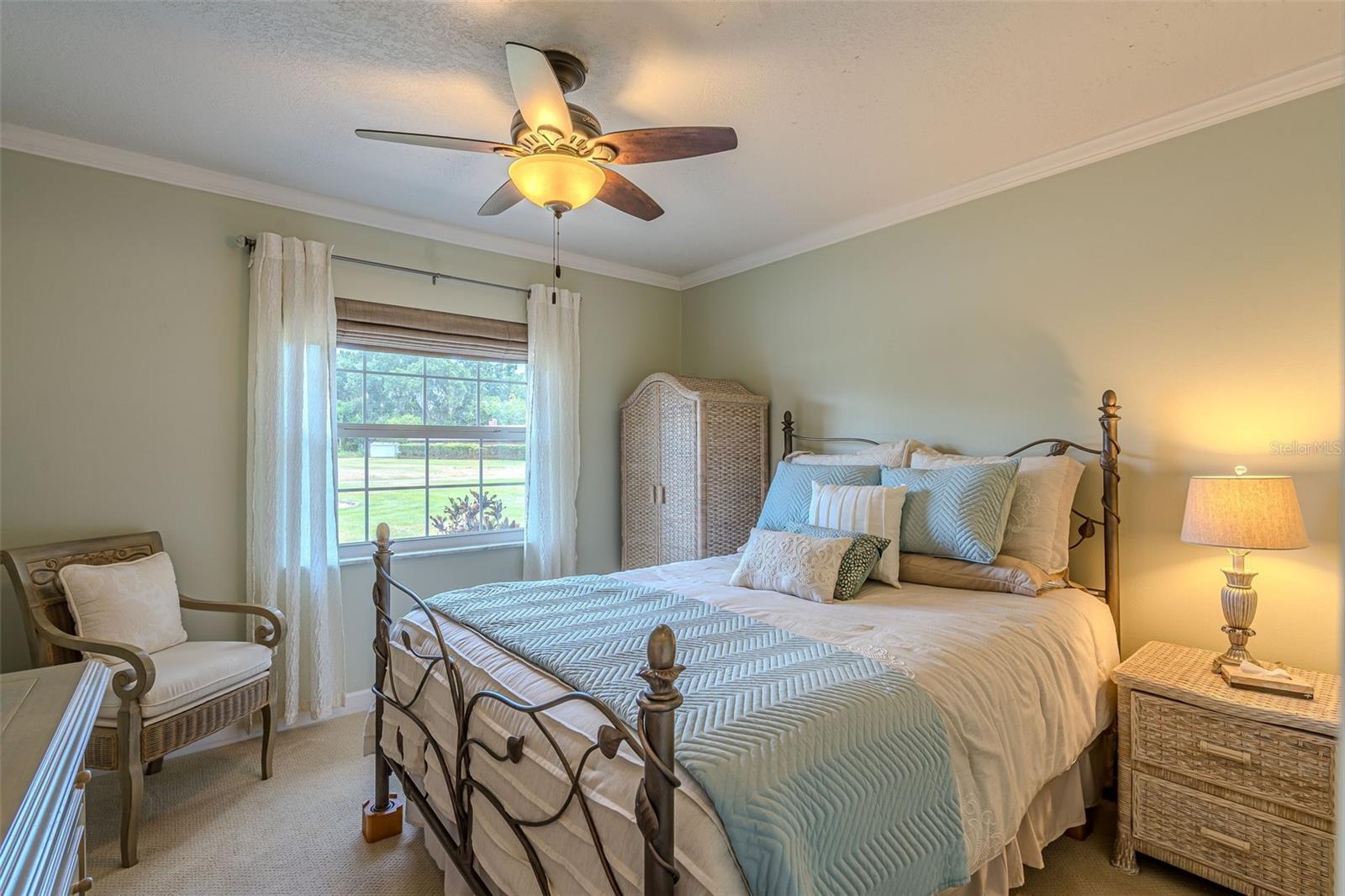 Image 34 of 42 For 720 Shore Drive