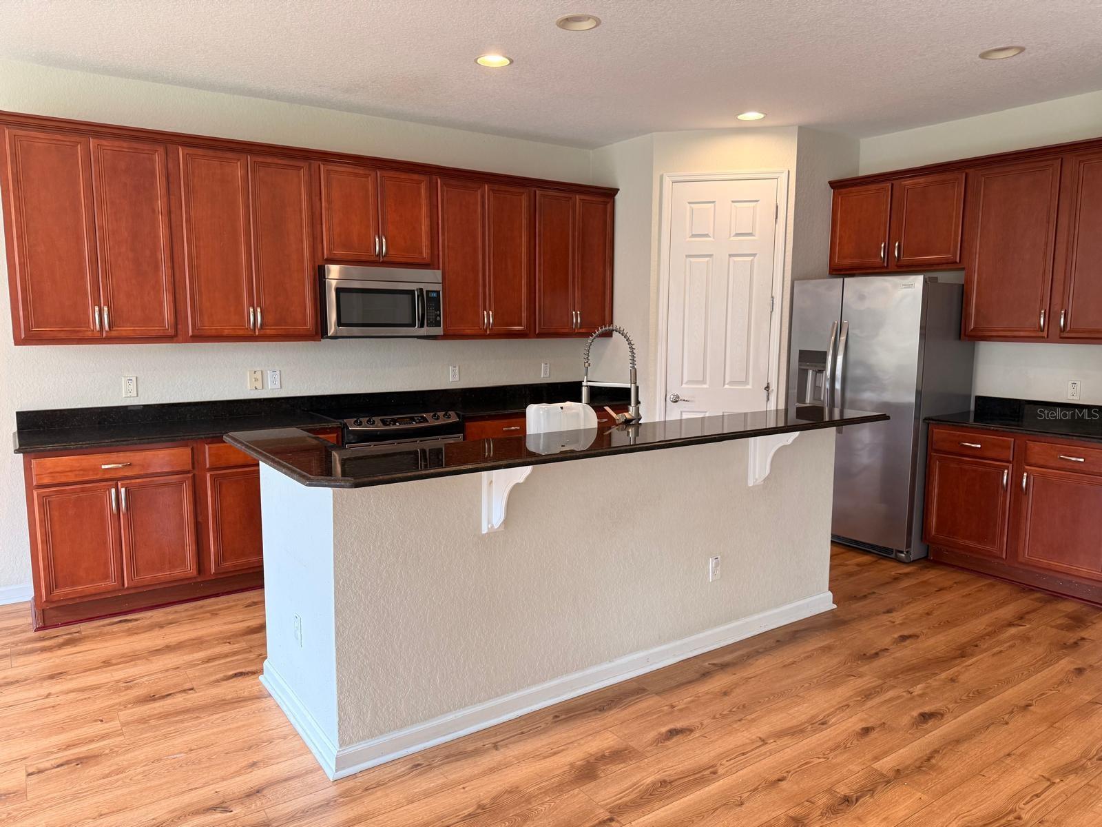 Image 11 of 31 For 13240 Roskin Lane