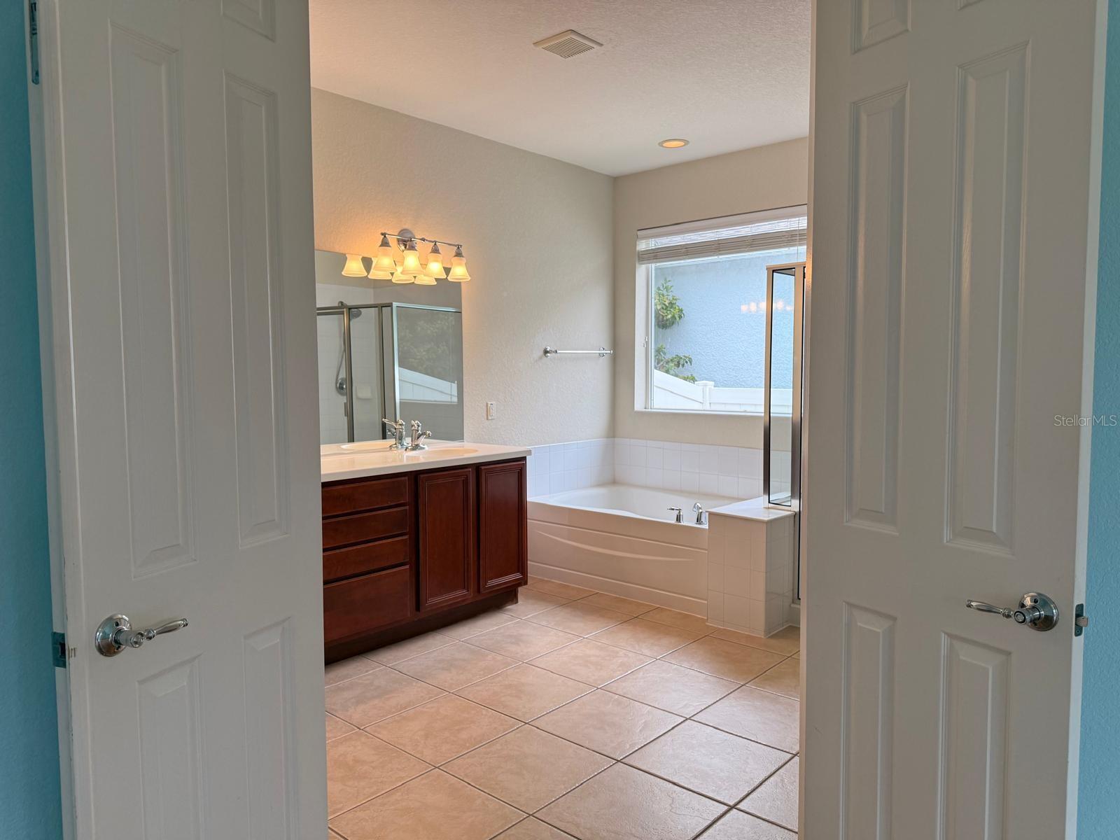 Image 16 of 31 For 13240 Roskin Lane