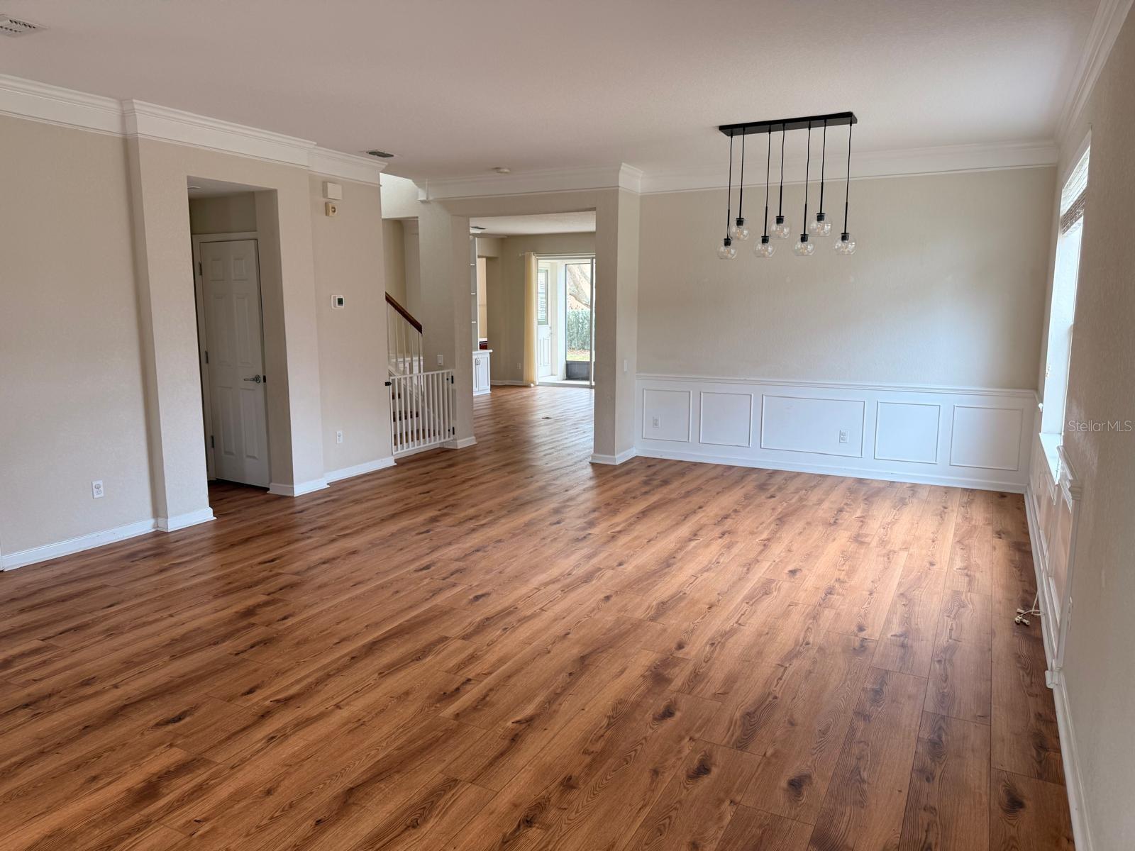 Image 4 of 31 For 13240 Roskin Lane