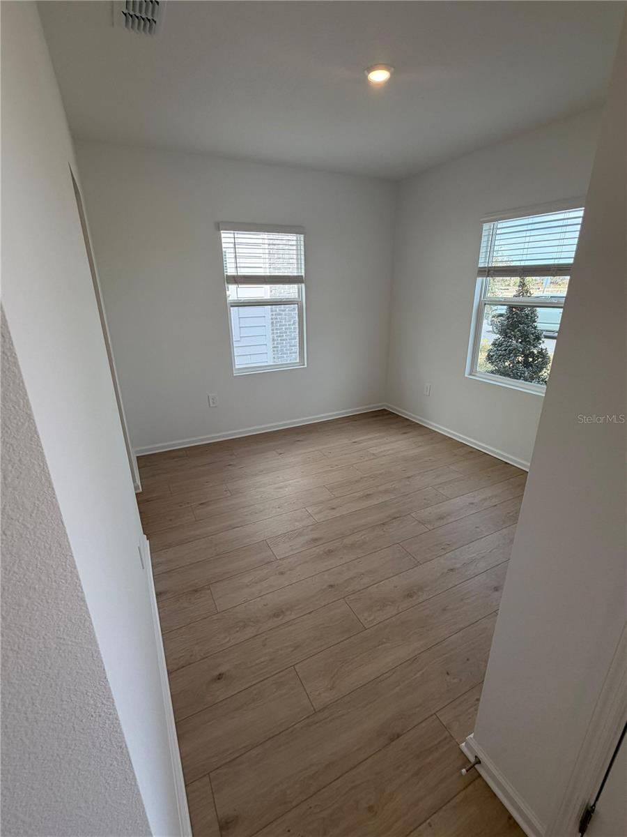 Image 6 of 20 For 5183 Loyalty Drive