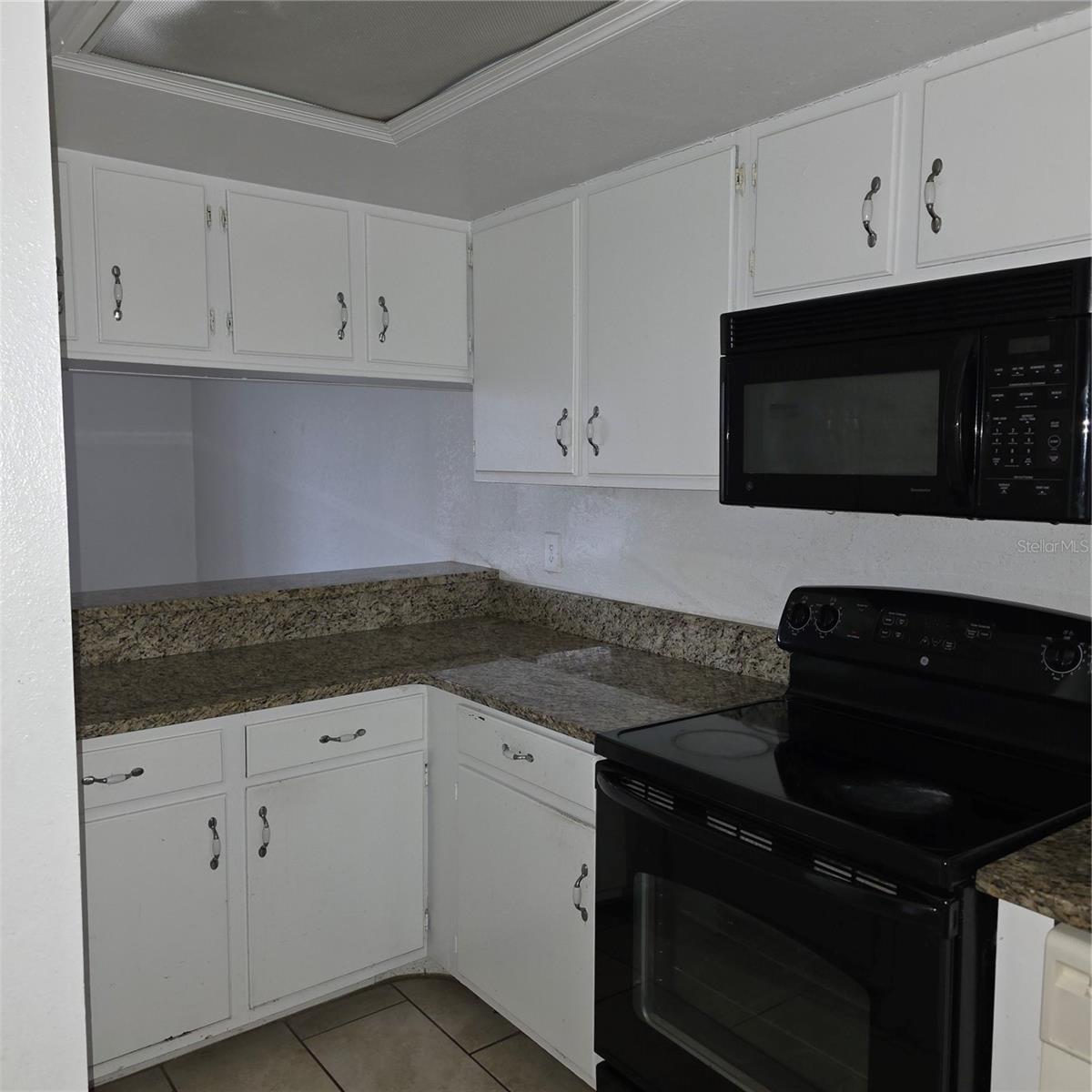 Image 10 of 16 For 609 Montego Bay Court 609