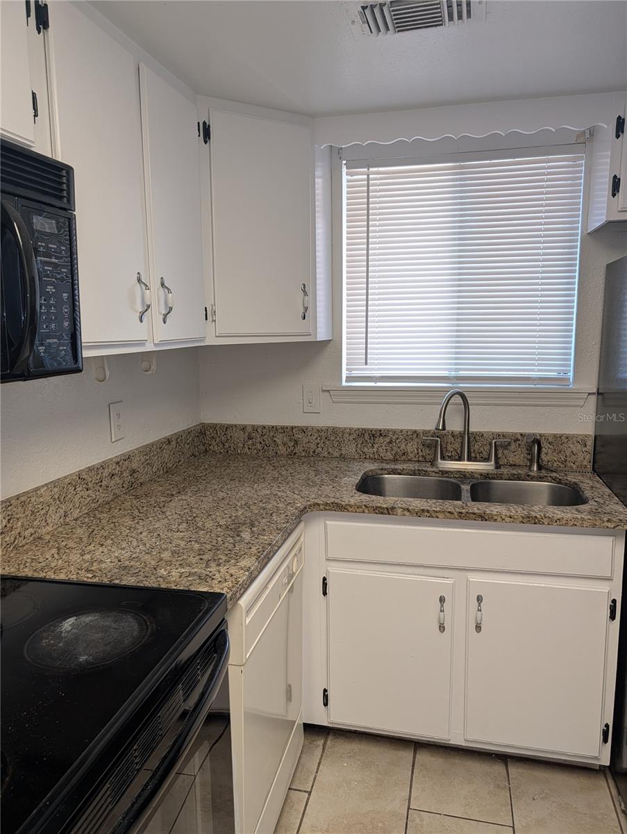 Image 15 of 16 For 609 Montego Bay Court 609